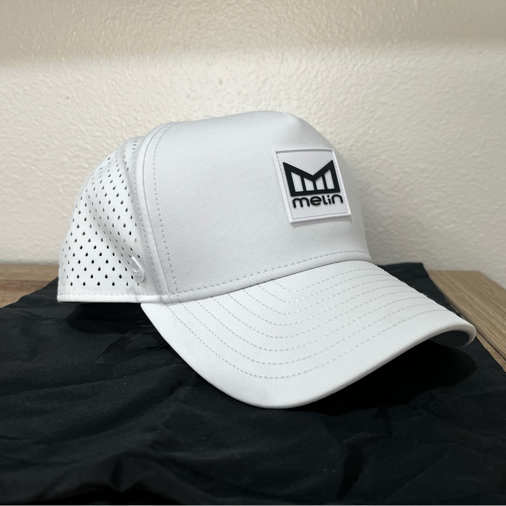 MELIN ODYSEA STACKED HYDRO
Performance Snapback Hat Classic - Picture 3 of 7